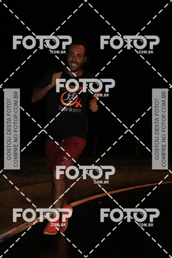 Buy your photos of the eventLuminous Run on Fotop