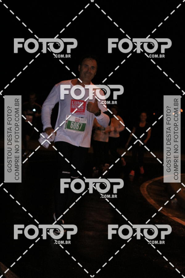 Buy your photos of the eventLuminous Run on Fotop