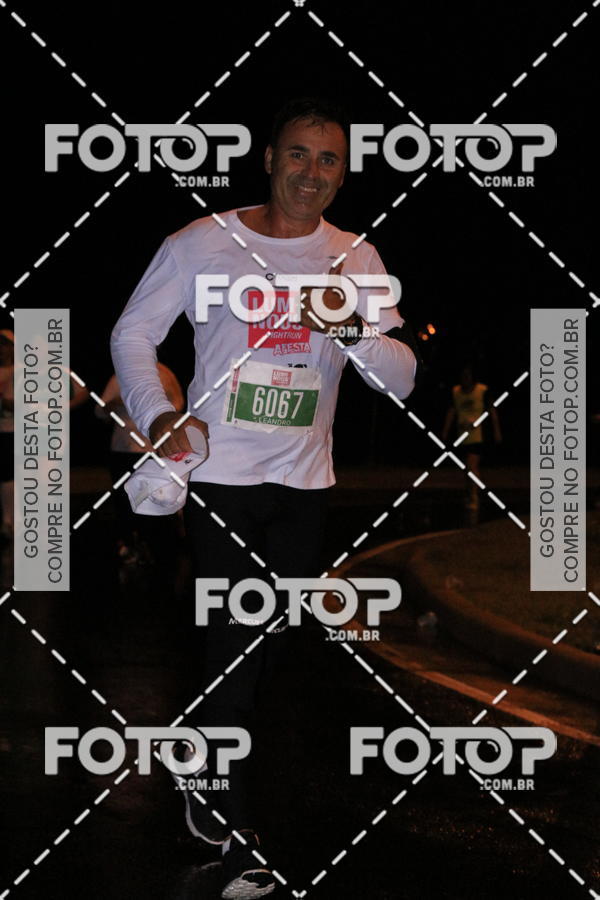 Buy your photos of the eventLuminous Run on Fotop