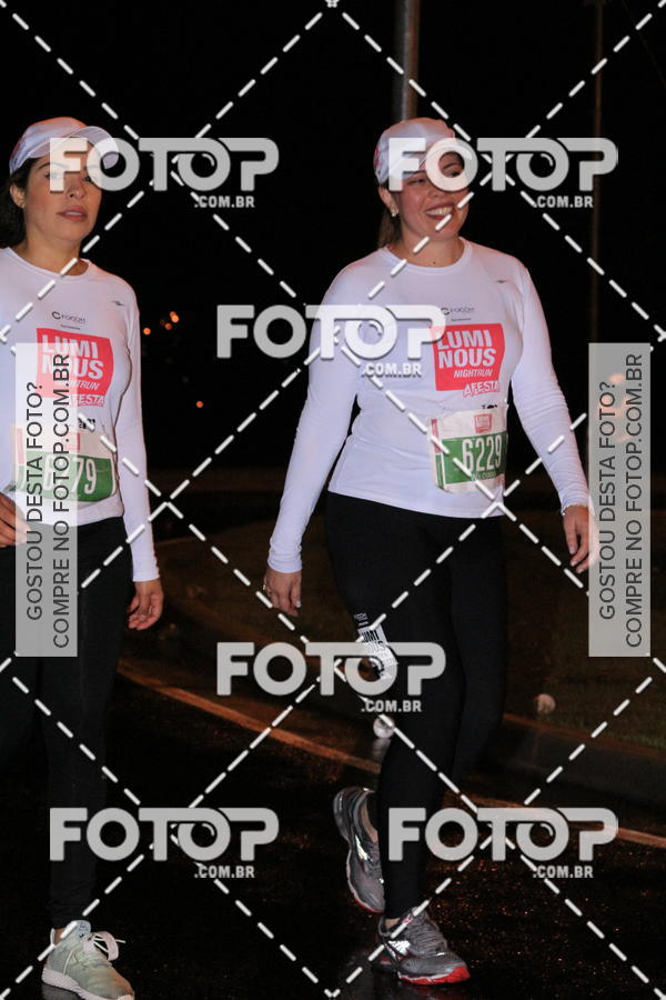 Buy your photos of the eventLuminous Run on Fotop