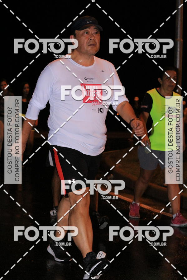 Buy your photos of the eventLuminous Run on Fotop