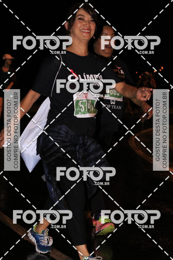 Buy your photos of the eventLuminous Run on Fotop