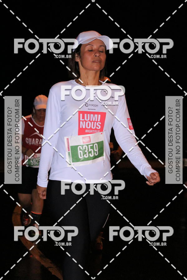 Buy your photos of the eventLuminous Run on Fotop