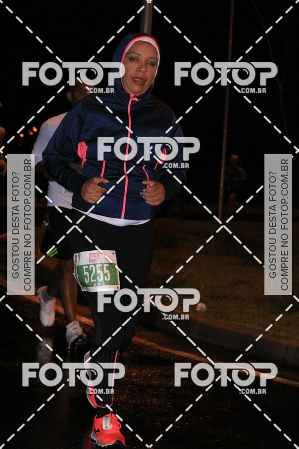 Buy your photos of the eventLuminous Run on Fotop