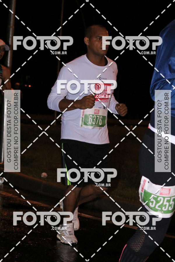 Buy your photos of the eventLuminous Run on Fotop