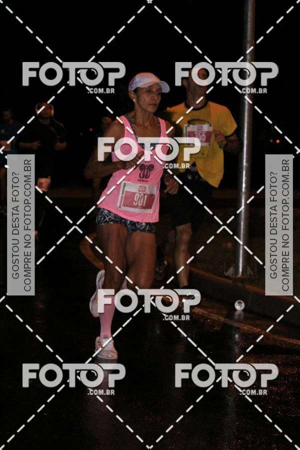 Buy your photos of the eventLuminous Run on Fotop