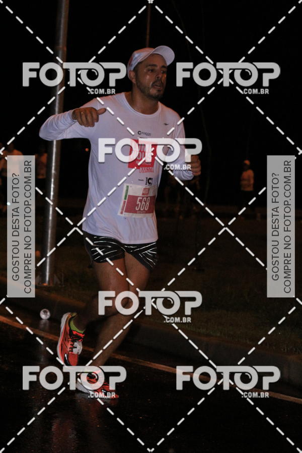 Buy your photos of the eventLuminous Run on Fotop