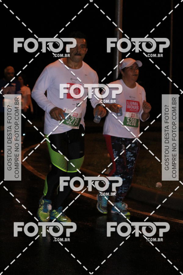 Buy your photos of the eventLuminous Run on Fotop