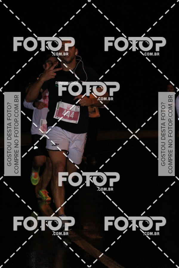 Buy your photos of the eventLuminous Run on Fotop