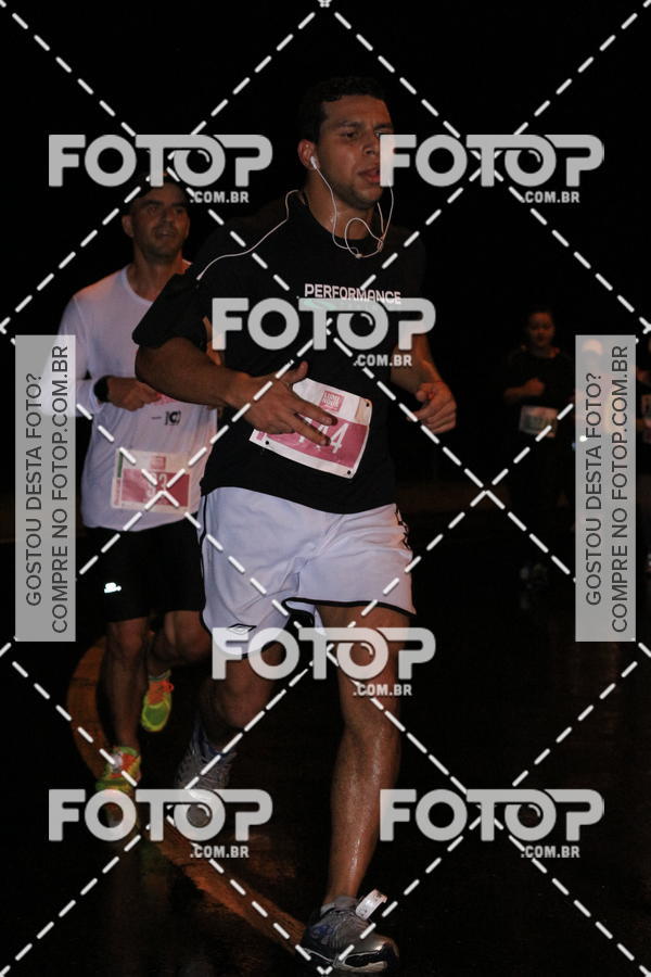 Buy your photos of the eventLuminous Run on Fotop