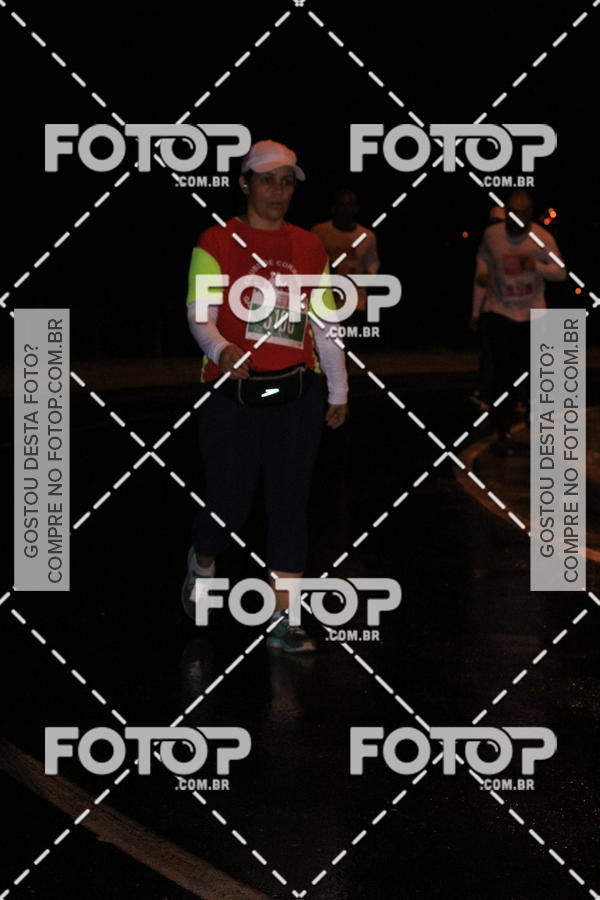 Buy your photos of the eventLuminous Run on Fotop