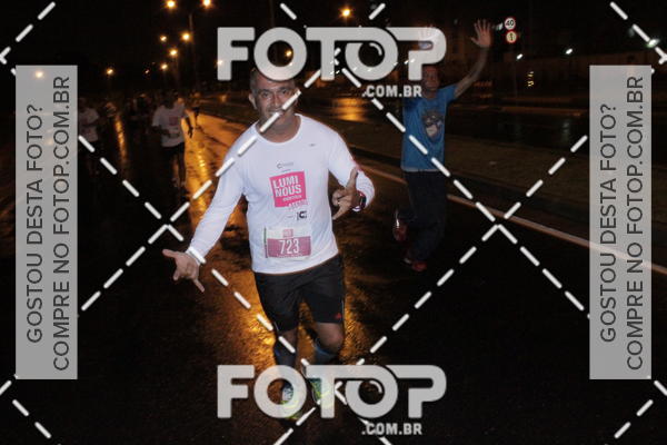 Buy your photos of the eventLuminous Run on Fotop