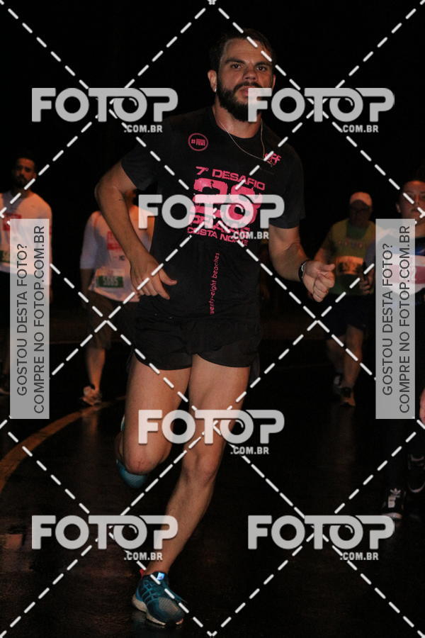 Buy your photos of the eventLuminous Run on Fotop