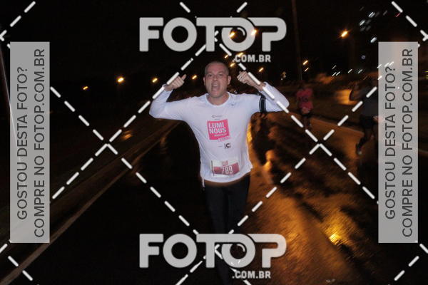 Buy your photos of the eventLuminous Run on Fotop