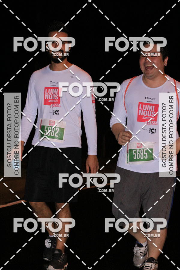 Buy your photos of the eventLuminous Run on Fotop