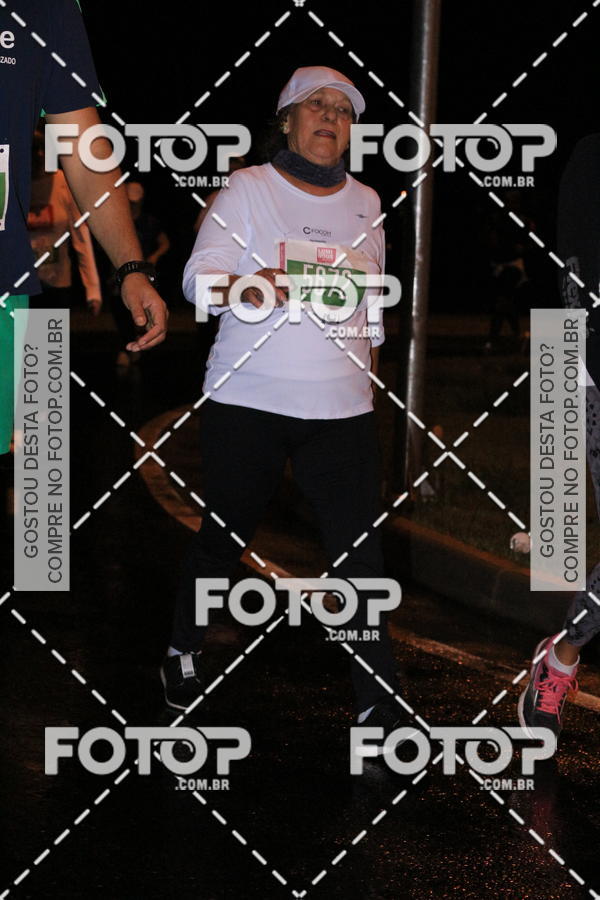 Buy your photos of the eventLuminous Run on Fotop