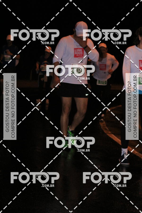 Buy your photos of the eventLuminous Run on Fotop