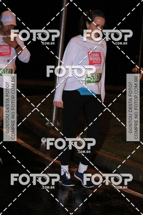 Buy your photos of the eventLuminous Run on Fotop