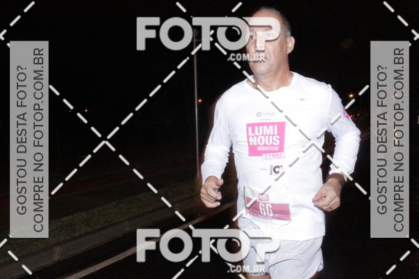 Buy your photos of the eventLuminous Run on Fotop
