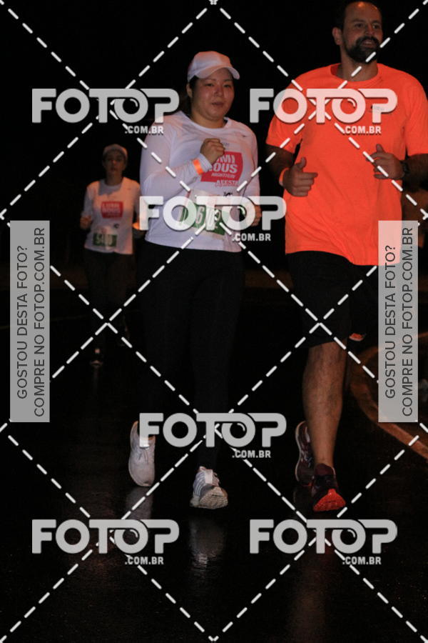 Buy your photos of the eventLuminous Run on Fotop