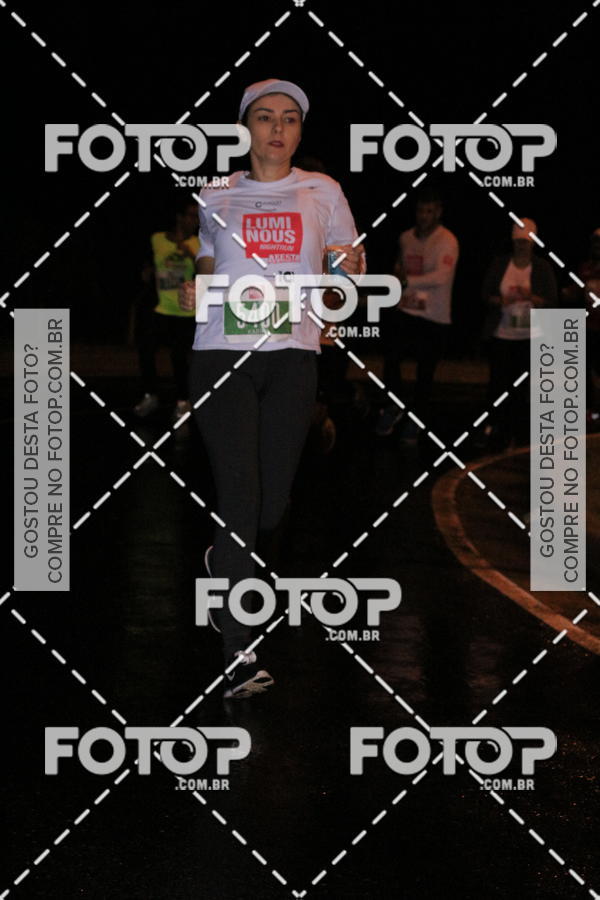 Buy your photos of the eventLuminous Run on Fotop