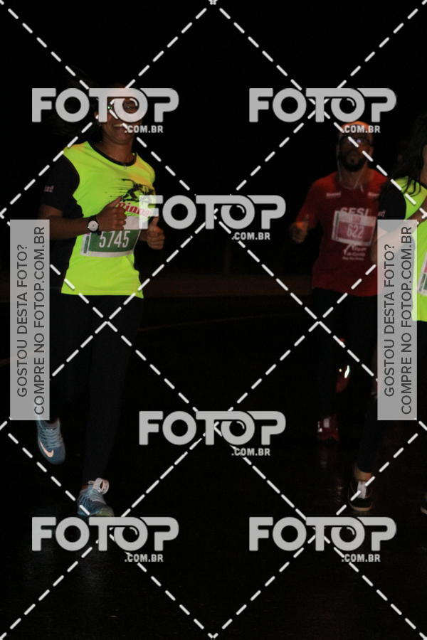 Buy your photos of the eventLuminous Run on Fotop
