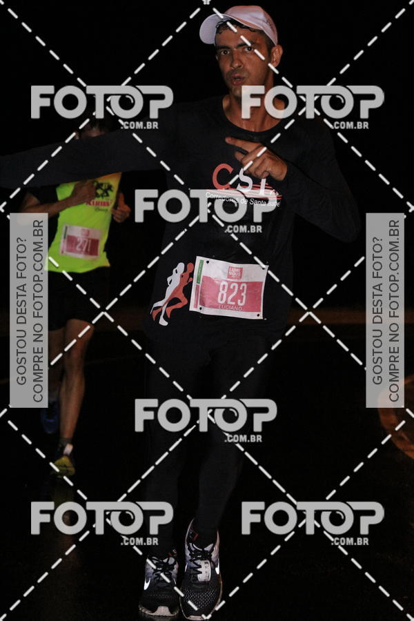 Buy your photos of the eventLuminous Run on Fotop