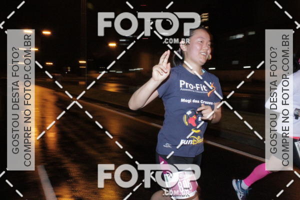 Buy your photos of the eventLuminous Run on Fotop