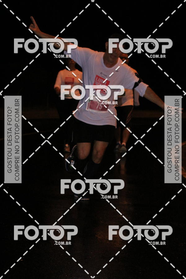 Buy your photos of the eventLuminous Run on Fotop