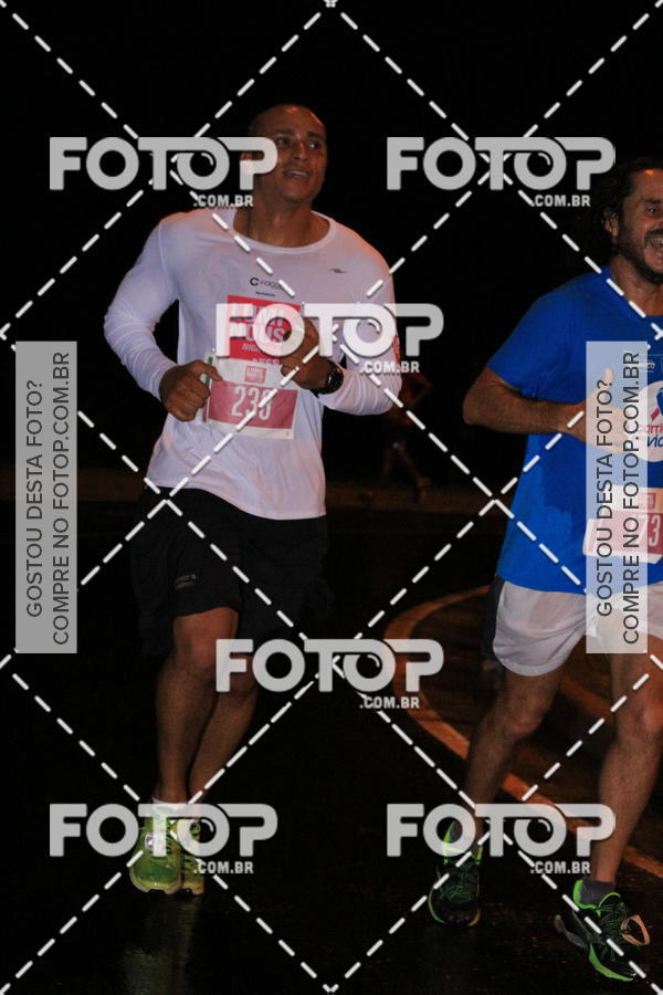 Buy your photos of the eventLuminous Run on Fotop