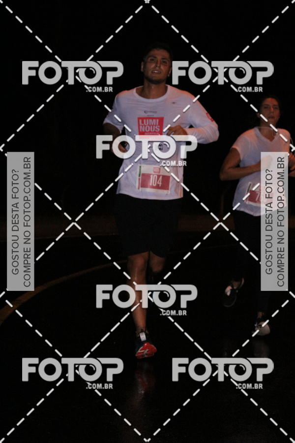 Buy your photos of the eventLuminous Run on Fotop