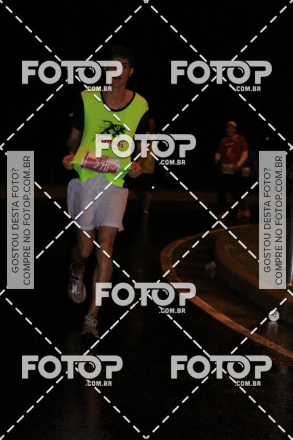 Buy your photos of the eventLuminous Run on Fotop