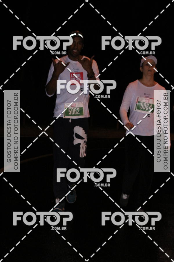 Buy your photos of the eventLuminous Run on Fotop