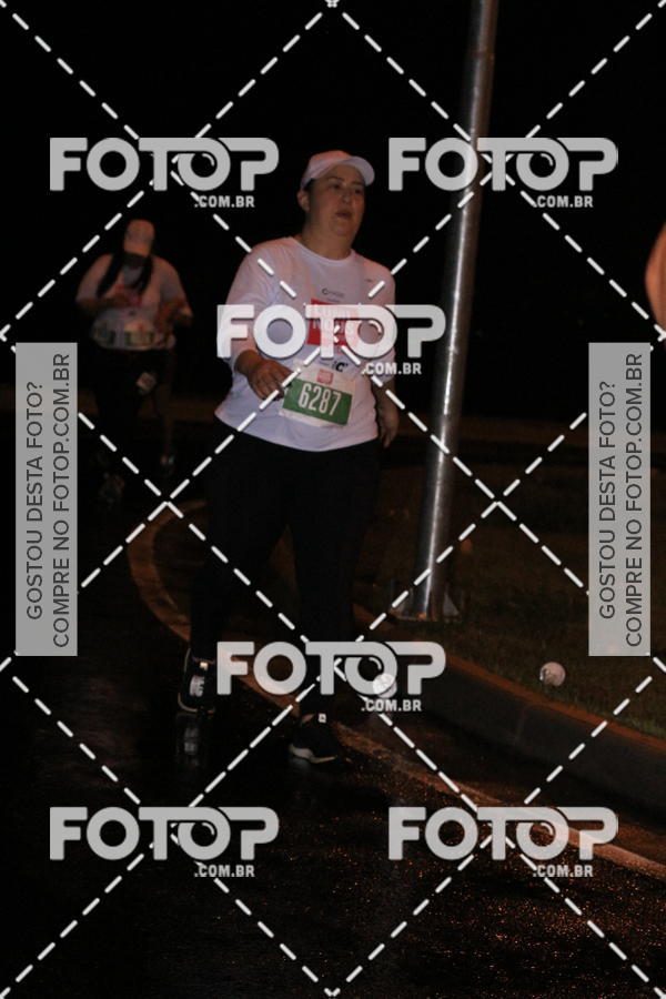 Buy your photos of the eventLuminous Run on Fotop