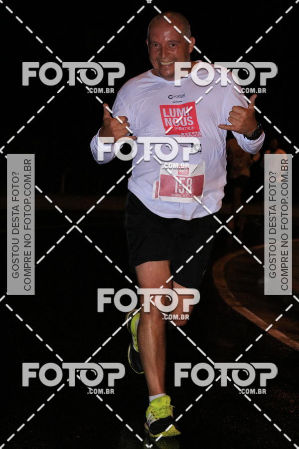 Buy your photos of the eventLuminous Run on Fotop