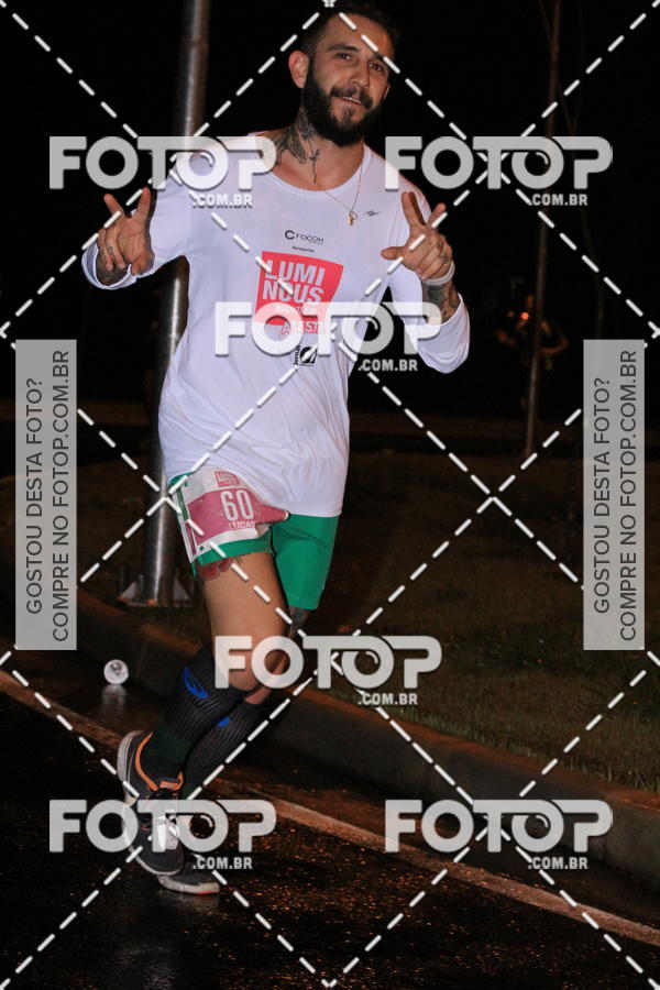 Buy your photos of the eventLuminous Run on Fotop