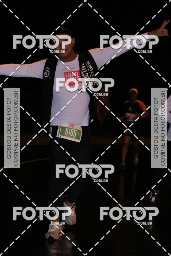 Buy your photos of the eventLuminous Run on Fotop