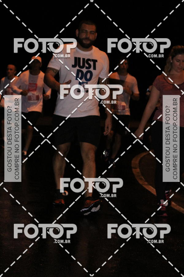 Buy your photos of the eventLuminous Run on Fotop