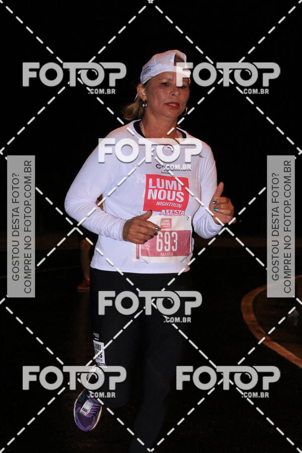 Buy your photos of the eventLuminous Run on Fotop