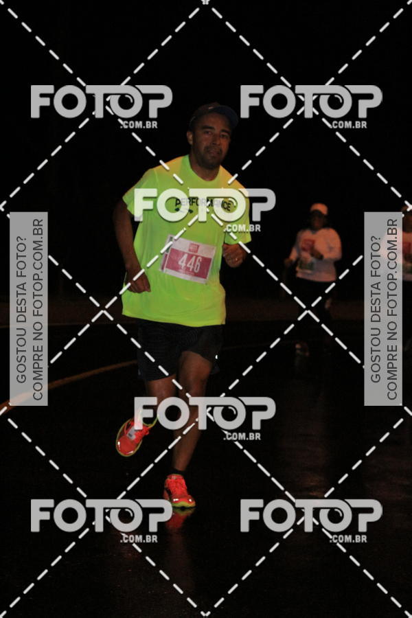 Buy your photos of the eventLuminous Run on Fotop