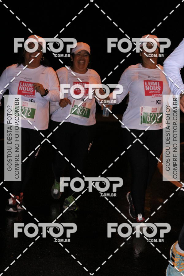 Buy your photos of the eventLuminous Run on Fotop
