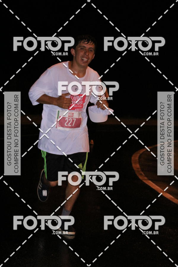 Buy your photos of the eventLuminous Run on Fotop