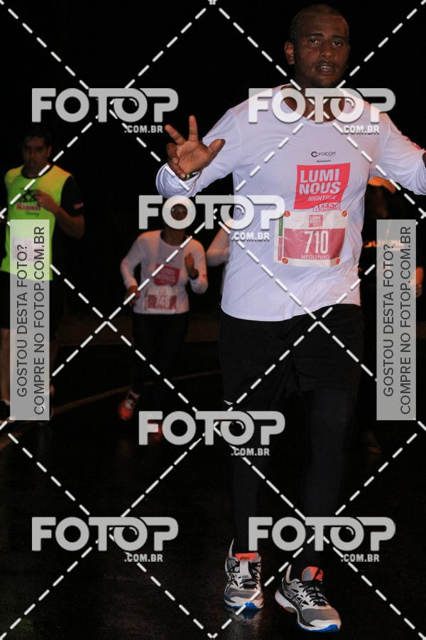Buy your photos of the eventLuminous Run on Fotop