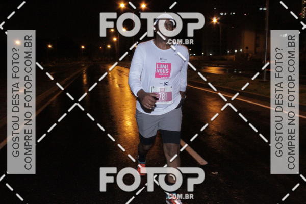 Buy your photos of the eventLuminous Run on Fotop