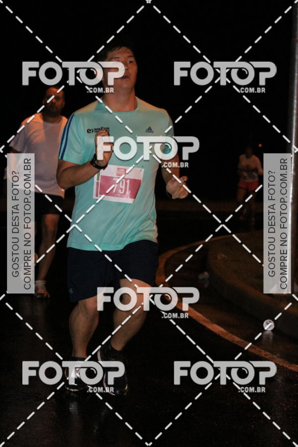 Buy your photos of the eventLuminous Run on Fotop