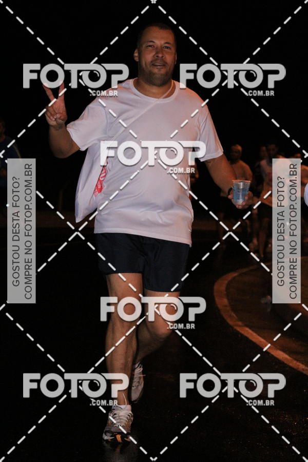 Buy your photos of the eventLuminous Run on Fotop