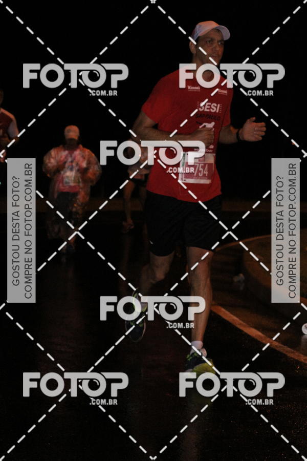 Buy your photos of the eventLuminous Run on Fotop