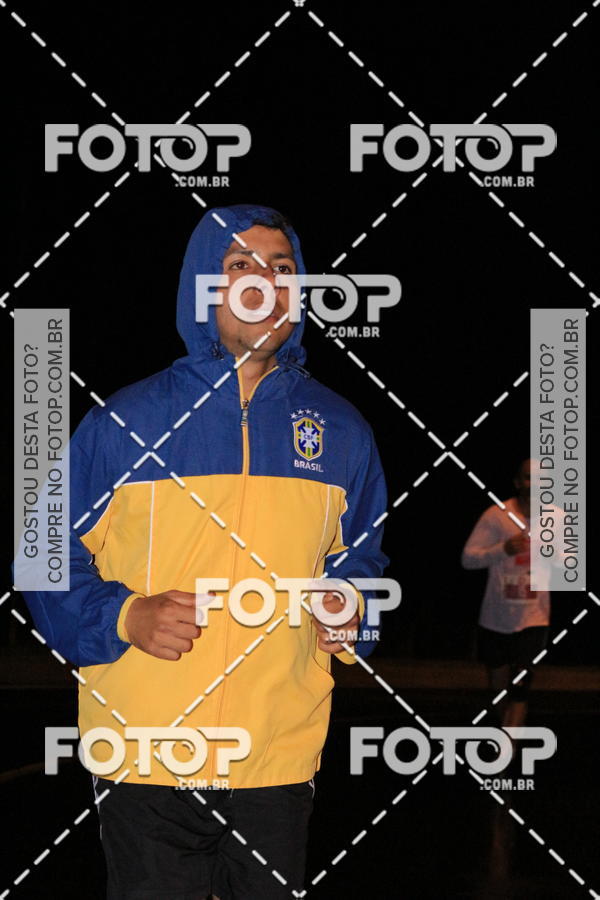 Buy your photos of the eventLuminous Run on Fotop