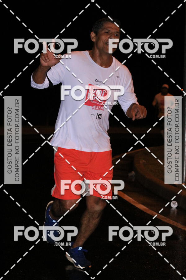 Buy your photos of the eventLuminous Run on Fotop