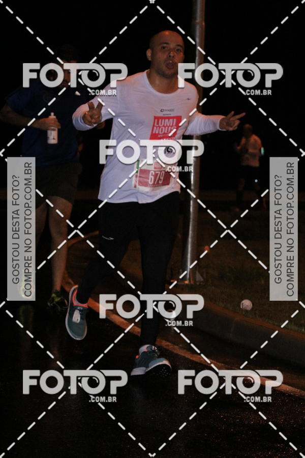 Buy your photos of the eventLuminous Run on Fotop